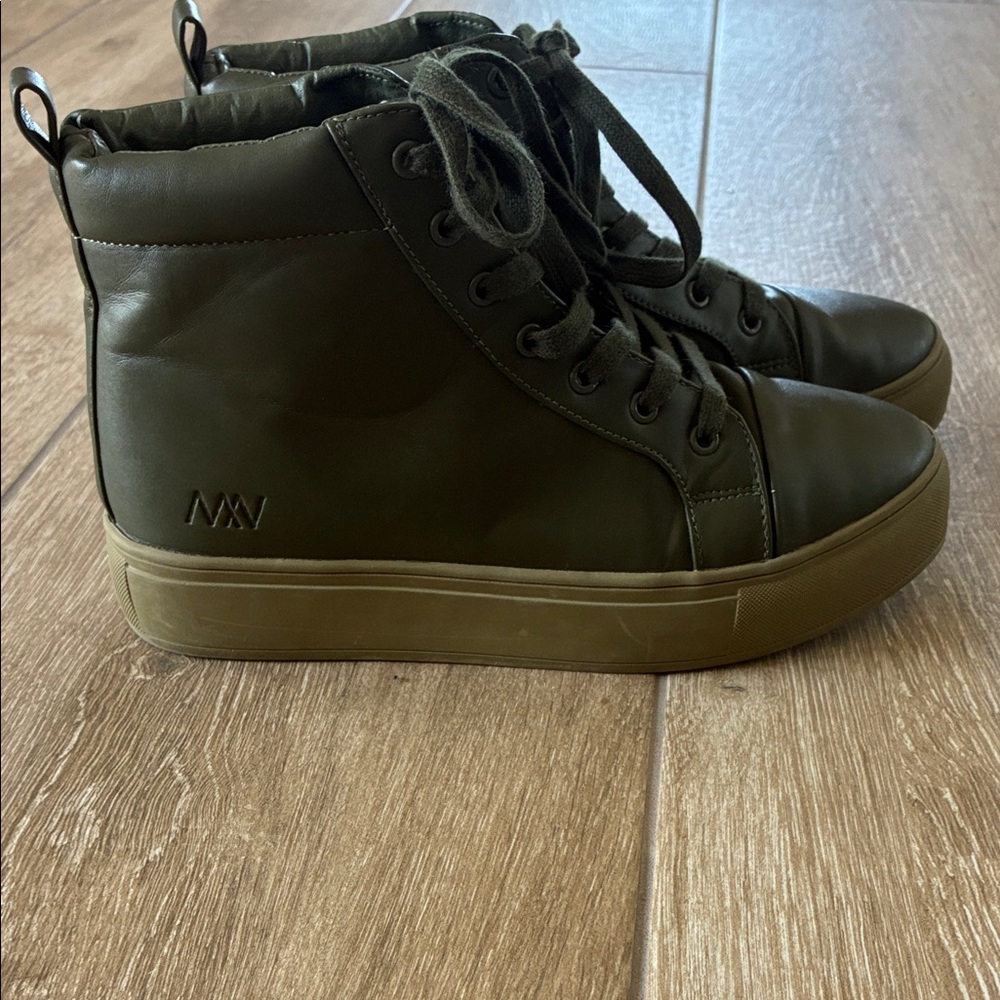 Matt & Nat Men's Green High-Top Sneakers size 38